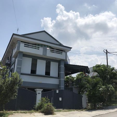 Buntong Homestay Ipoh Exterior foto